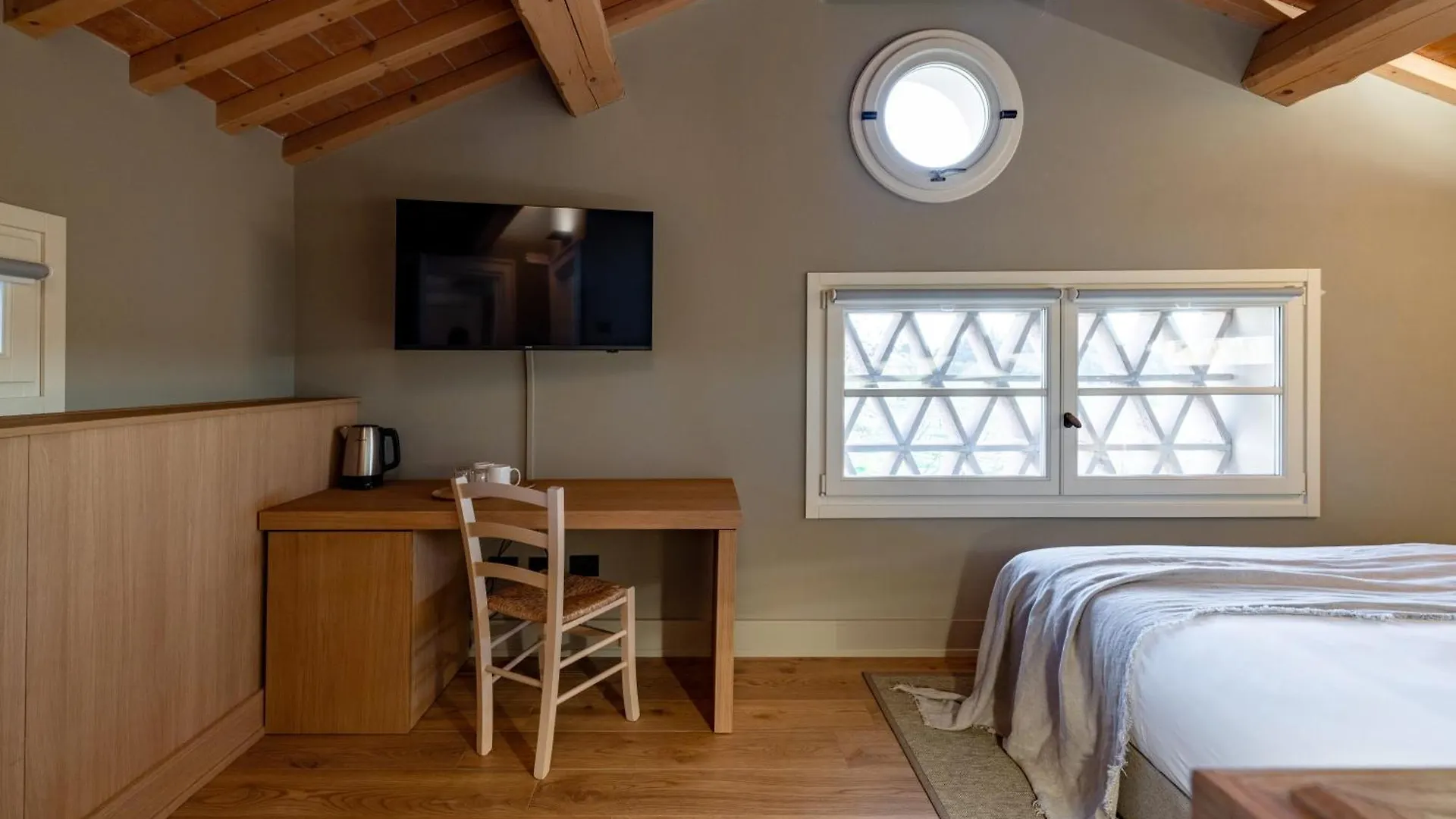 Colle Alberti Country House Cerreto Guidi Resort