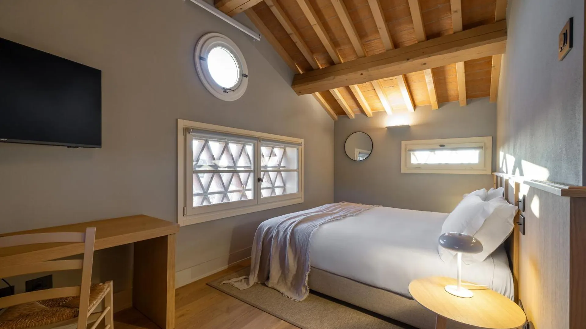 Colle Alberti Country House Cerreto Guidi 0*,  Italy
